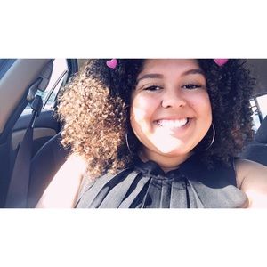 Meet your Posher, Erica